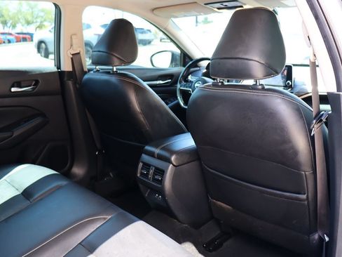 Used 2019 Nissan Altima 2.5 SL FWD image 28