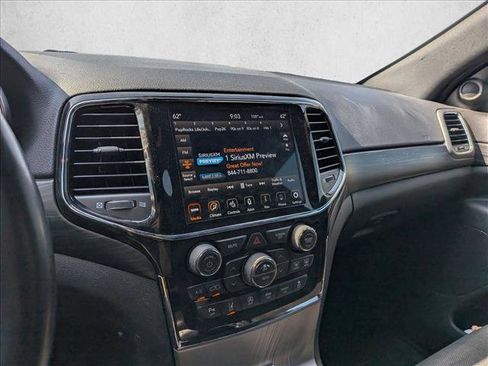 Used 2021 Jeep Grand Cherokee Laredo X RWD image 13