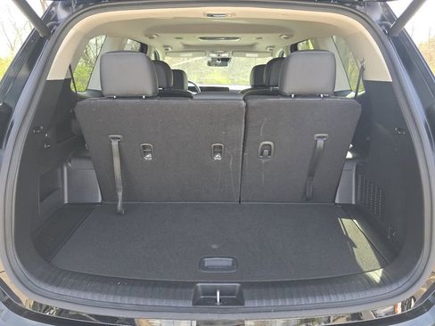 Used 2025 Kia Telluride S image 18