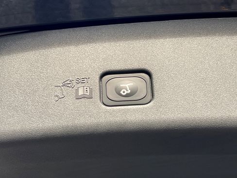 New 2026 Lincoln Nautilus Reserve w/ Jet Appearance Package image 14