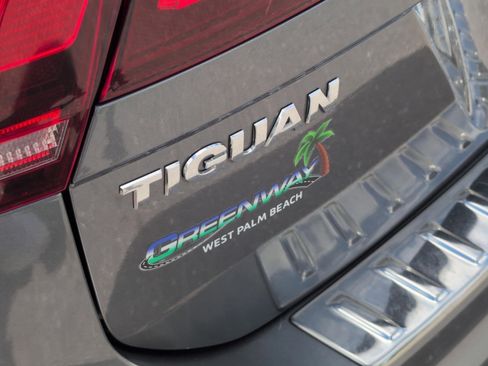 Used 2021 Volkswagen Tiguan S image 21