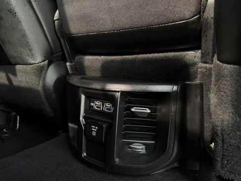 Used 2024 RAM 2500 Laramie w/ Safety Group AWD/4WD image 30