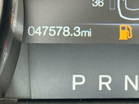 Used 2023 Ford Mustang Premium image 11