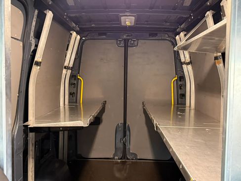 Used 2019 Mercedes-Benz Sprinter 144 image 26