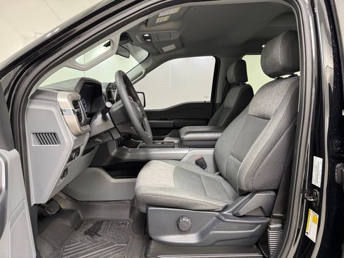 Used 2021 Ford F150 XLT AWD/4WD image 16