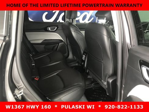 Used 2022 Jeep Compass Limited AWD/4WD image 6