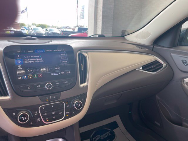 Used 2024 Chevrolet Malibu LT FWD image 30