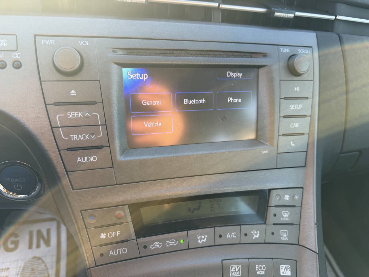 Used 2015 Toyota Prius Two FWD image 21