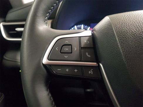 Certified 2024 Toyota Highlander LE image 24