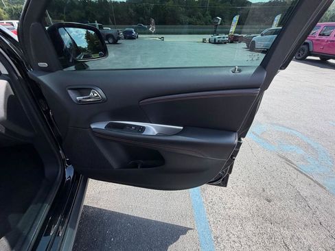 Used 2019 Dodge Journey GT w/ Nav & Sun Group AWD/4WD image 42