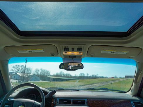 Used 2007 Chevrolet Tahoe LTZ w/ LTZ Preferred Equipment Group image 29