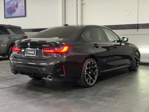 Used 2025 BMW 330i xDrive Sedan w/ M Sport Package AWD/4WD image 14