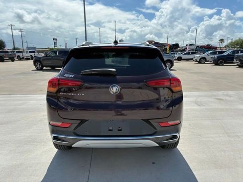 Used 2020 Buick Encore GX Essence w/ Advanced Technology Package FWD image 4