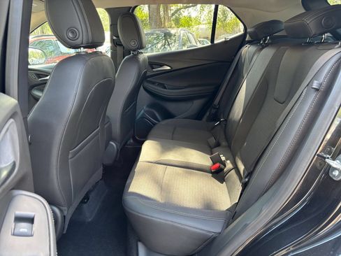 Used 2025 Buick Encore GX Preferred FWD image 38