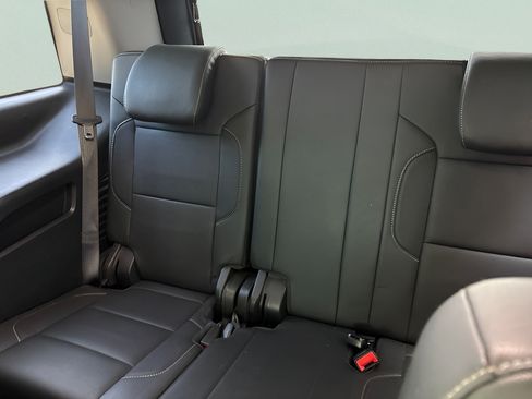 Used 2019 GMC Yukon SLT AWD/4WD image 19