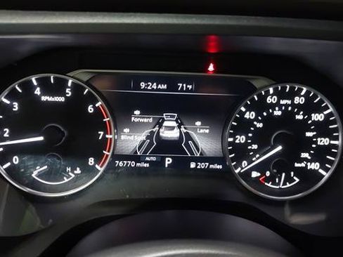 Used 2023 Nissan Rogue SV w/ SV Premium Package AWD/4WD image 22