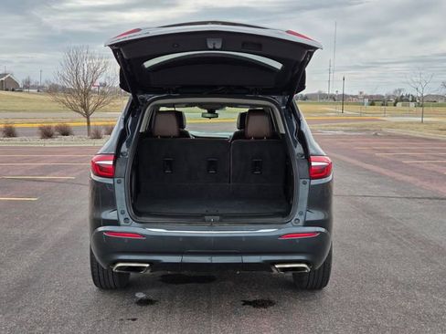 Used 2021 Buick Enclave Avenir w/ Avenir Technology Package AWD/4WD image 69