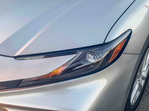 New 2026 Toyota Camry LE image 9