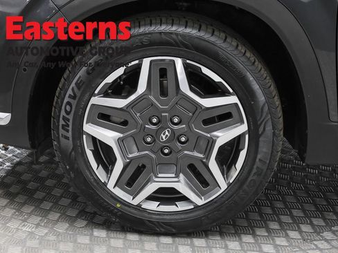 Used 2023 Hyundai Santa Fe Limited image 33