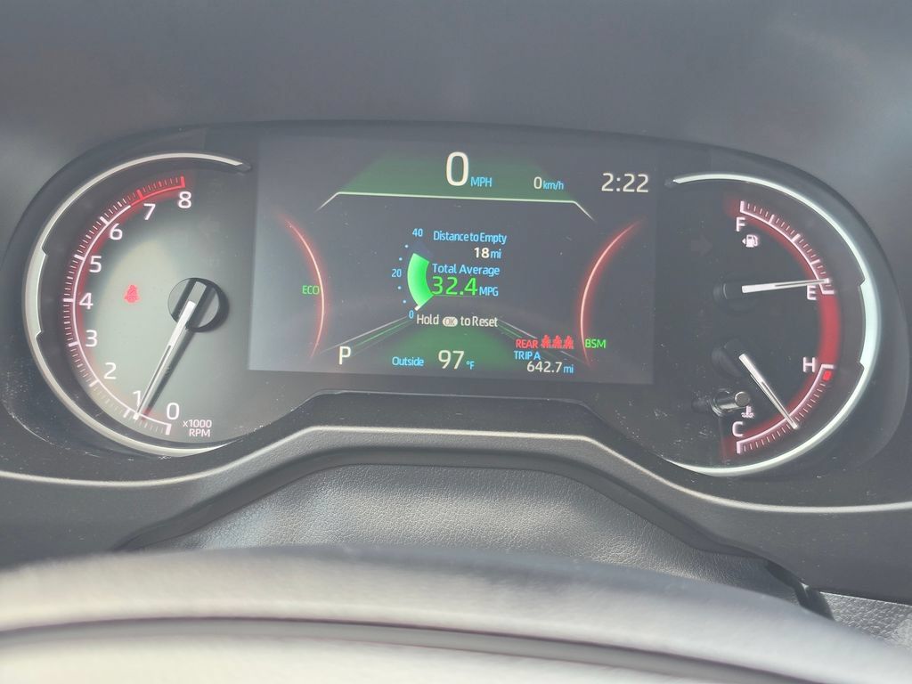 Used 2023 Toyota RAV4 XLE FWD image 15