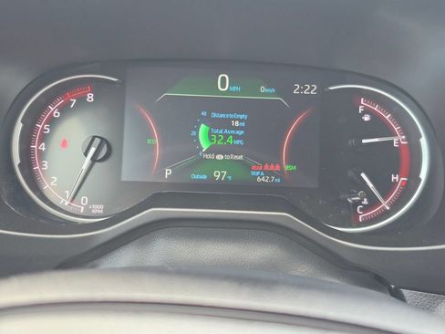 Used 2023 Toyota RAV4 XLE FWD image 15
