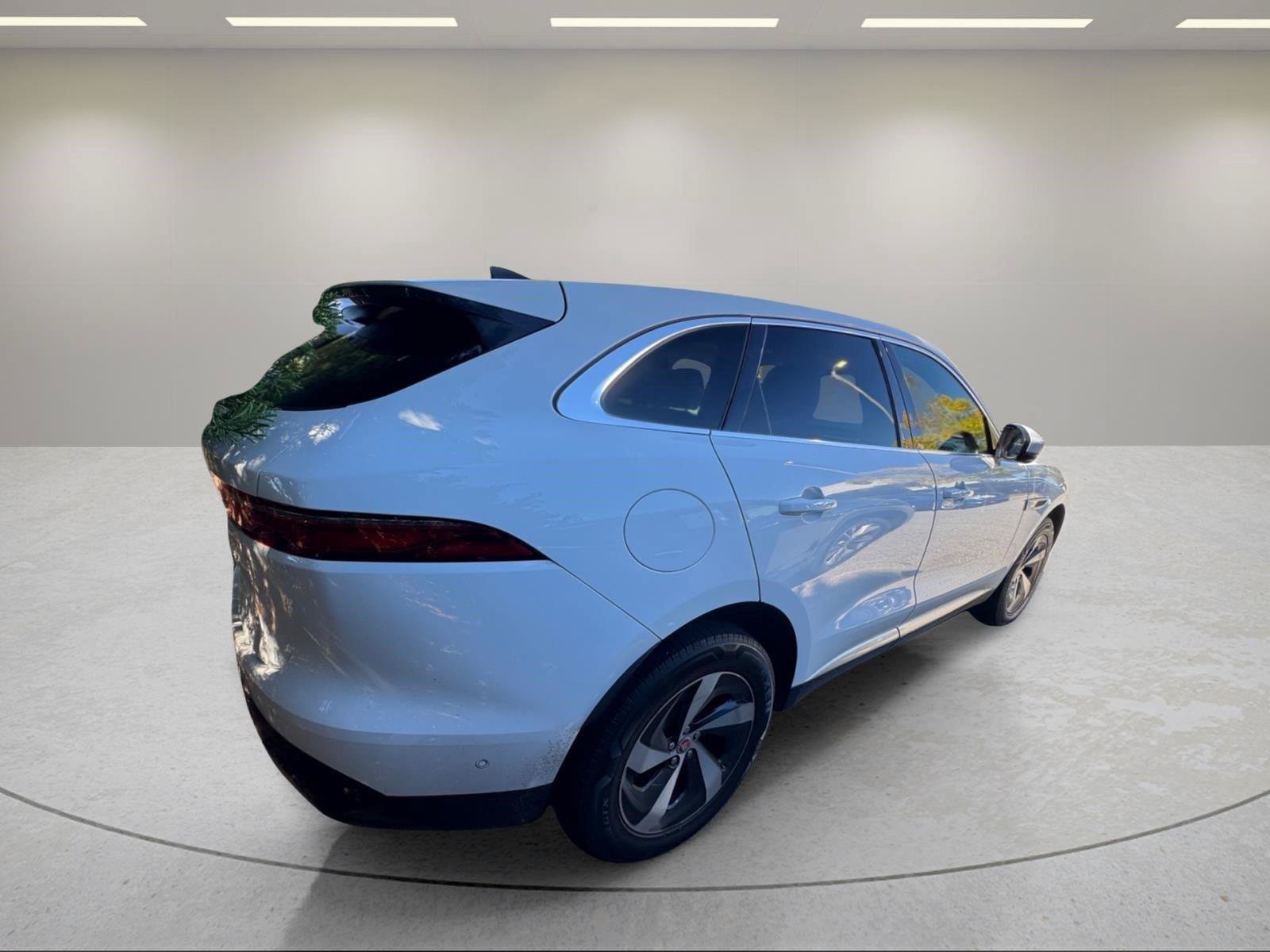 Used 2021 Jaguar F-PACE S AWD/4WD image 13