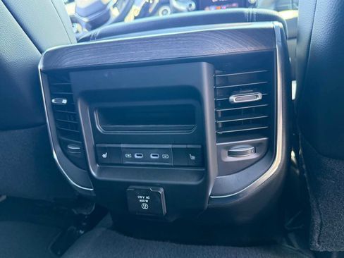 New 2026 RAM 2500 Laramie AWD/4WD image 20