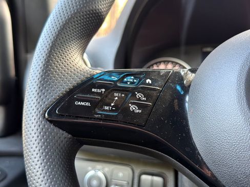 Used 2025 Mercedes-Benz Sprinter 2500 image 20