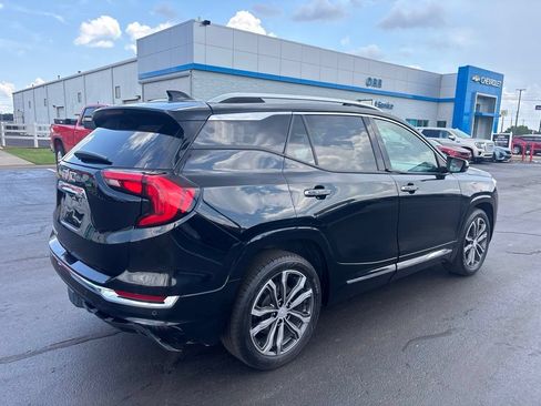 Used 2020 GMC Terrain Denali w/ Denali Premium Package FWD image 5