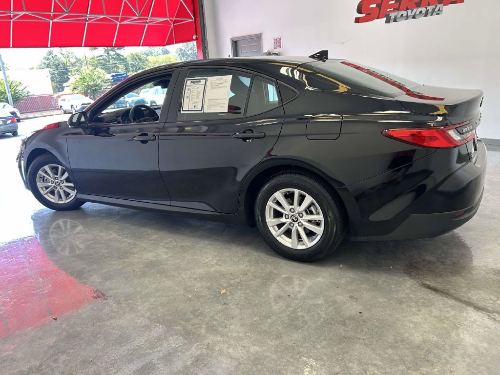 Certified 2025 Toyota Camry LE FWD image 6