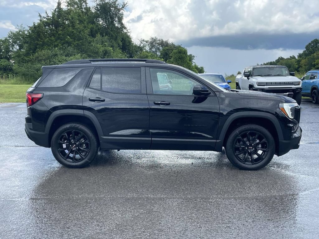 New 2027 GMC Terrain Elevation w/ Elevation Premium Package AWD/4WD image 2