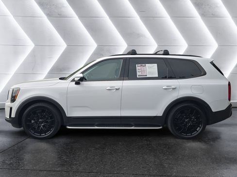 Used 2021 Kia Telluride SX w/ SX Prestige Package AWD/4WD image 2