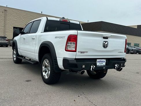 Used 2022 RAM 1500 Big Horn AWD/4WD image 3