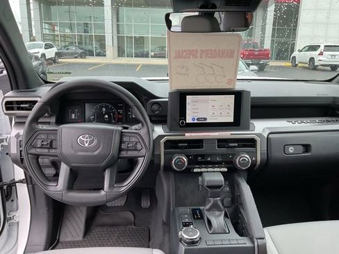 New 2025 Toyota Tacoma SR5 image 12