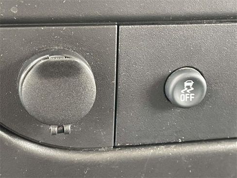 Used 2021 Chevrolet Express 2500 w/ Driver Convenience Package image 21