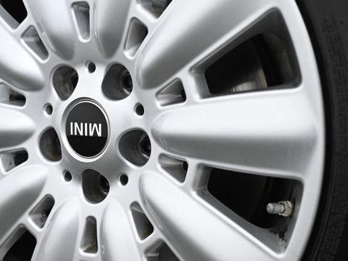 Used 2020 MINI Cooper Countryman S w/ Storage Package image 33