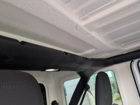 Used 2018 Jeep Wrangler Unlimited Sport AWD/4WD image 14