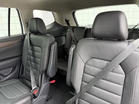 New 2025 Volkswagen Atlas SEL image 19