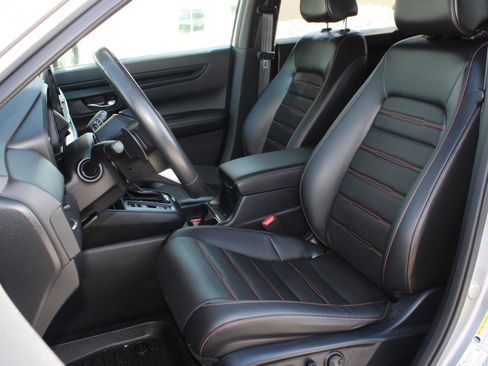 Used 2025 Honda CR-V Sport-L image 17