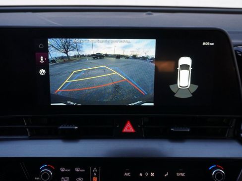 Used 2025 Kia Sportage EX image 20