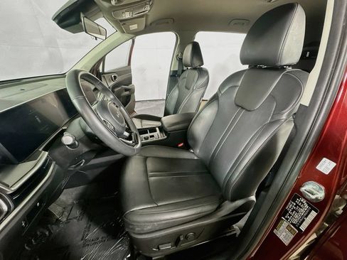Used 2024 Kia Sorento S FWD image 18