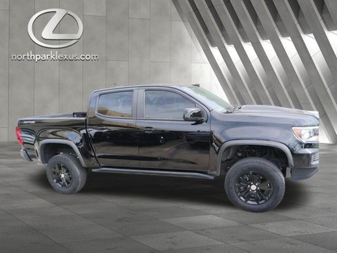 Used 2021 Chevrolet Colorado ZR2 w/ ZR2 Midnight Special Edition AWD/4WD image 4