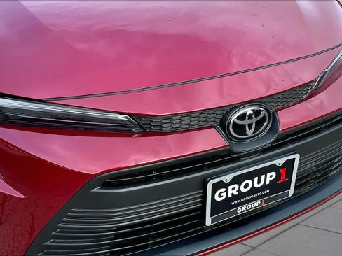 Used 2026 Toyota Corolla LE FWD image 28