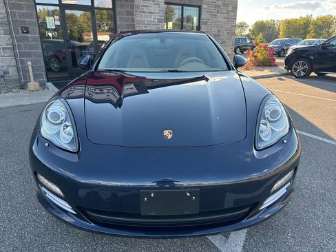 Used 2012 Porsche Panamera 4 image 2