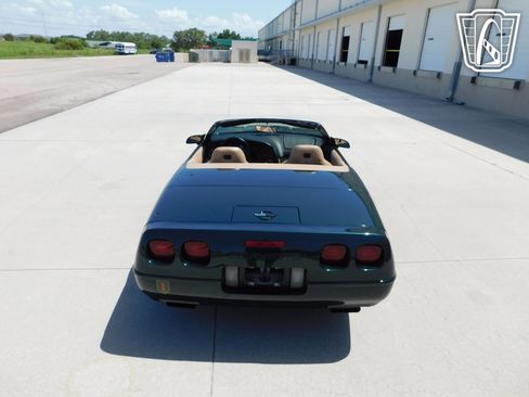 Used 1994 Chevrolet Corvette Convertible image 17