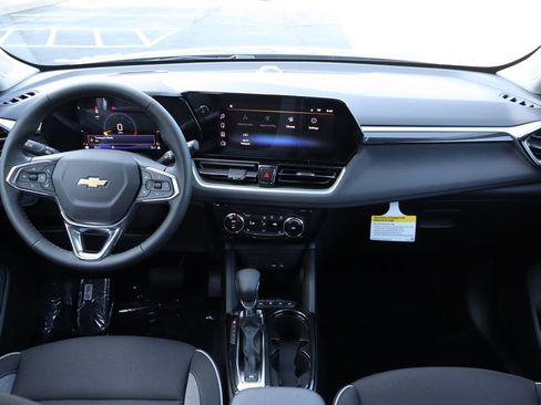 New 2026 Chevrolet TrailBlazer LT w/ Convenience Package FWD image 21