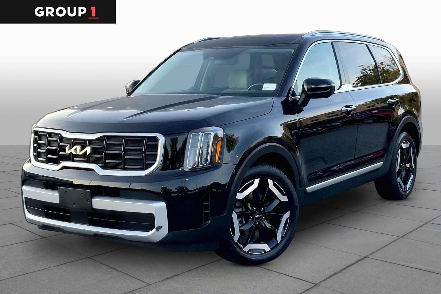 Used 2025 Kia Telluride S FWD image 1