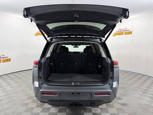 New 2026 Nissan Pathfinder SL w/ SL Premium Package FWD image 5