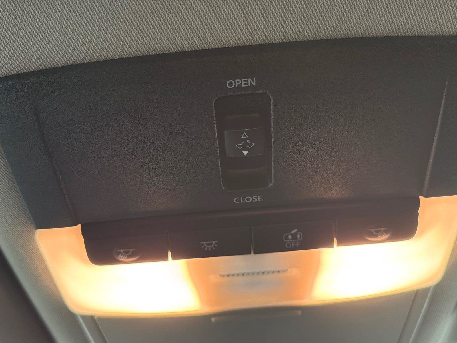 Used 2020 Nissan Altima 2.5 SV FWD image 23