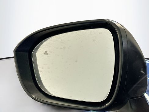 Used 2023 Nissan Rogue S image 16